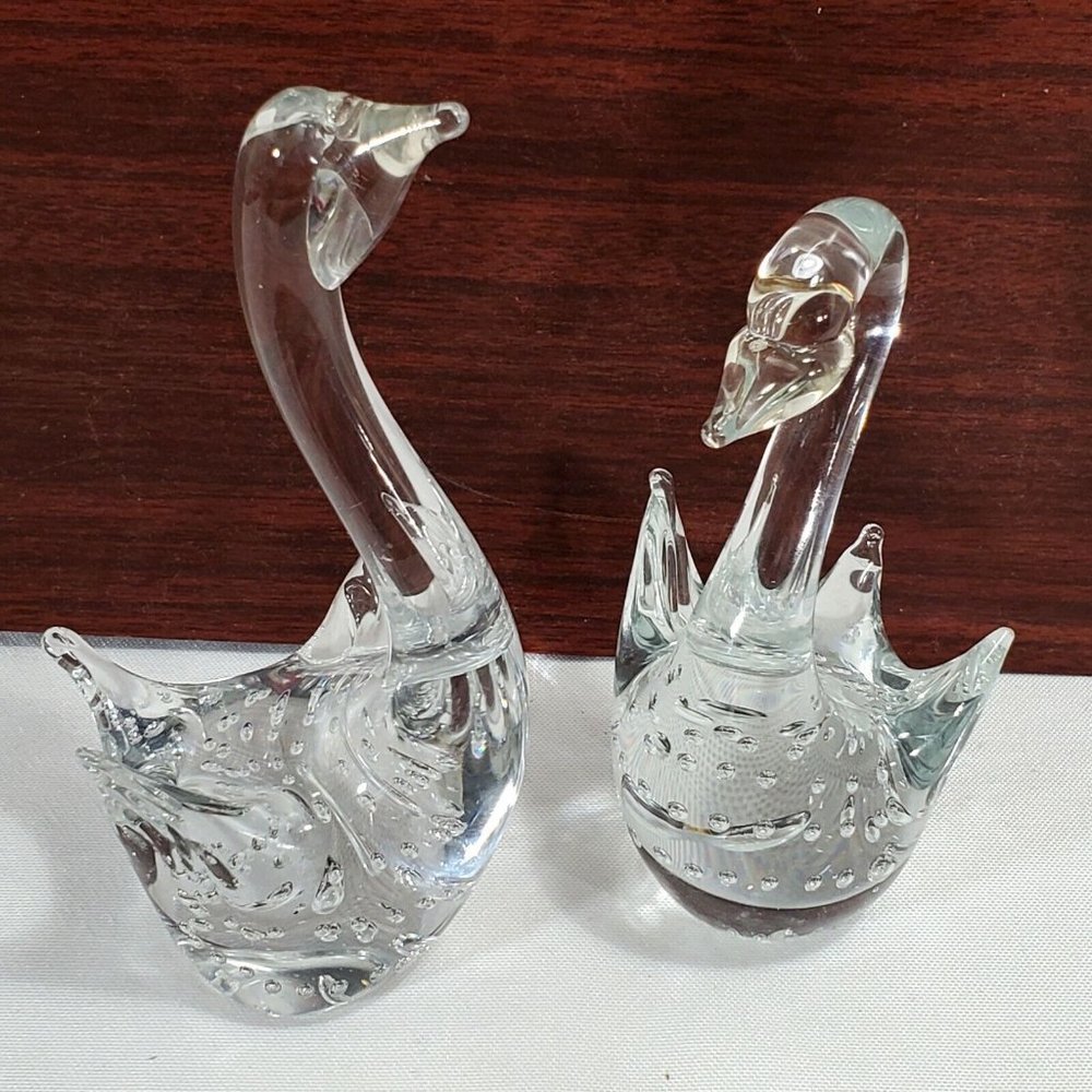 2 Controlled Bubble Art Glass Swan Paperweight Figurine 4.5" crystal bird Flaw